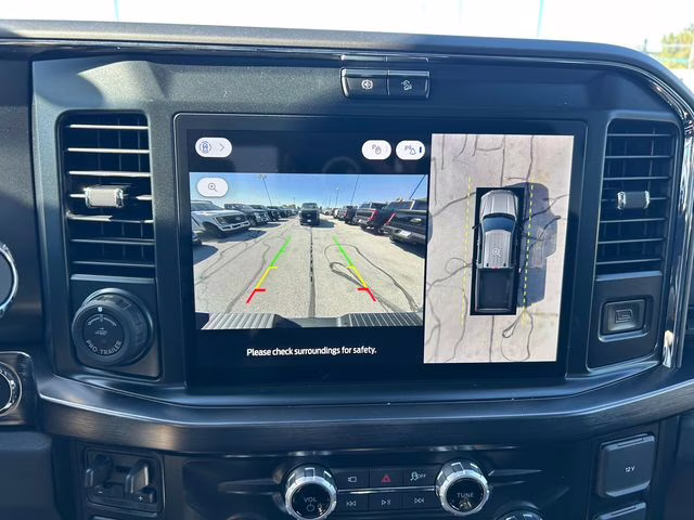 2026 Avalanche Ford Super Duty F-350 SRW Lariat 4X4 Truck