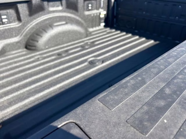 2026 Avalanche Ford Super Duty F-350 SRW Lariat 4X4 Truck