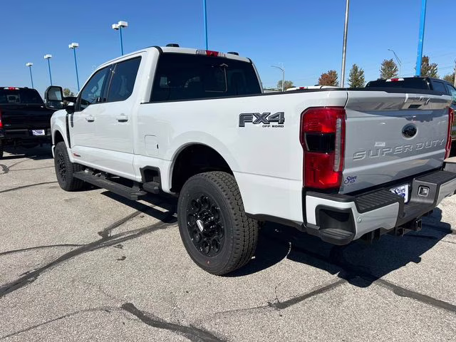 2026 Avalanche Ford Super Duty F-350 SRW Lariat 4X4 Truck