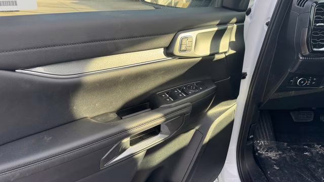 2025 Oxford White Ford Ranger Lariat 4X4 Truck