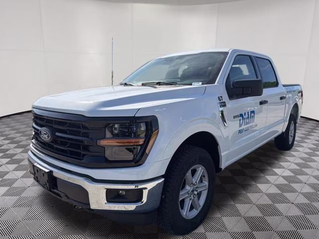 2025 Oxford White Ford F-150 XLT 4X4 Truck