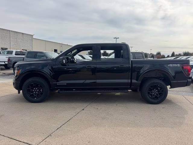2025 Agate Black Metallic Ford F-150 XLT 4X4 Truck