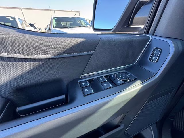 2025 Iconic Silver Metallic Ford F-150 XLT 4X4 Truck