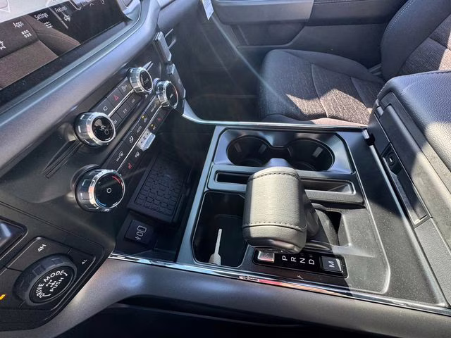 2025 Iconic Silver Metallic Ford F-150 XLT 4X4 Truck