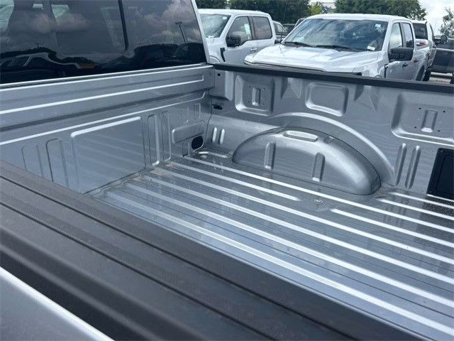 2025 Iconic Silver Metallic Ford F-150 XLT 4X4 Truck