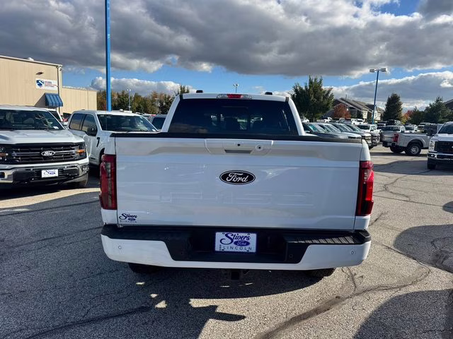 2025 Oxford White Ford F-150 XLT 4X4 Truck