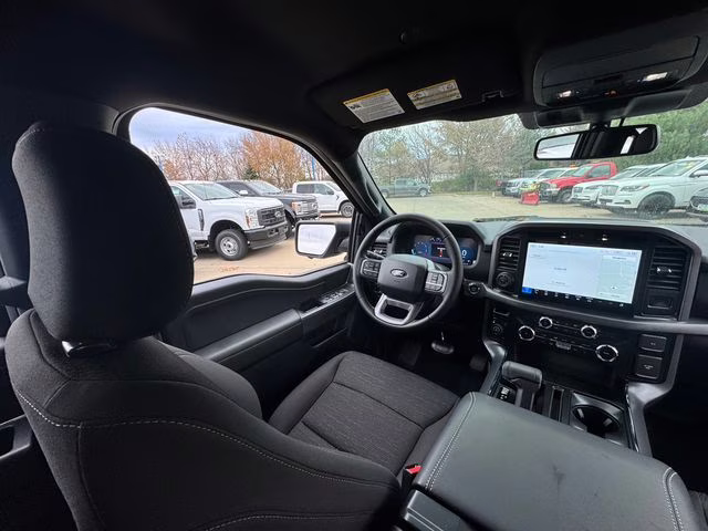 2025 Iconic Silver Metallic Ford F-150 XLT 4X4 Truck
