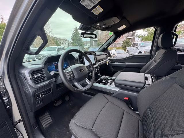 2025 Iconic Silver Metallic Ford F-150 XLT 4X4 Truck
