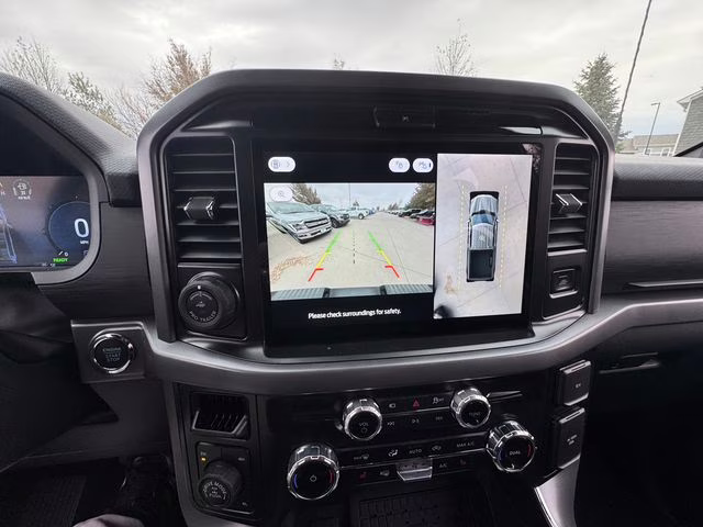 2025 Iconic Silver Metallic Ford F-150 XLT 4X4 Truck