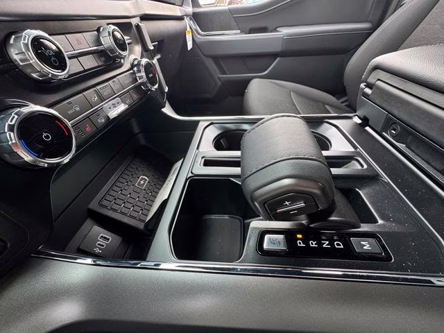 2025 Iconic Silver Metallic Ford F-150 XLT 4X4 Truck