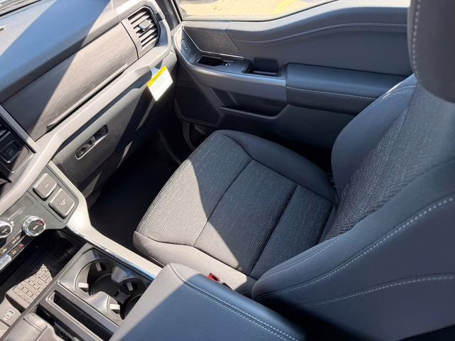 2025 Iconic Silver Metallic Ford F-150 XLT 4X4 Truck