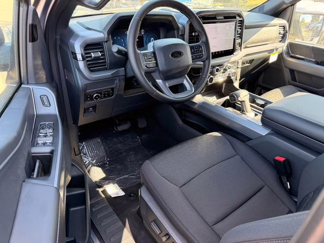 2025 Iconic Silver Metallic Ford F-150 XLT 4X4 Truck