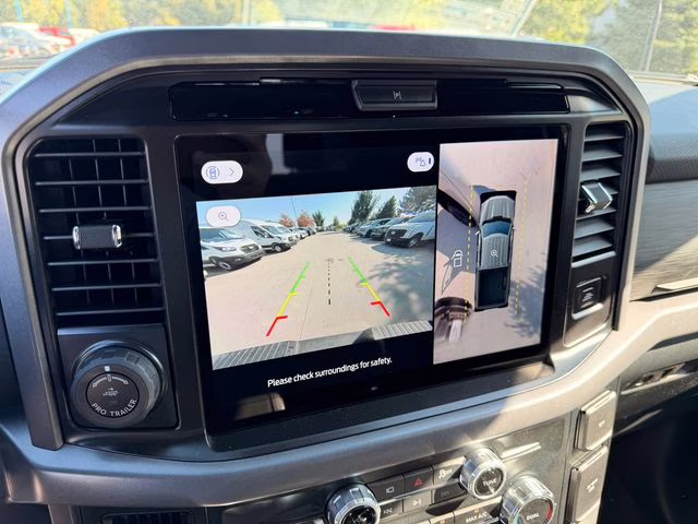 2025 Iconic Silver Metallic Ford F-150 XLT 4X4 Truck