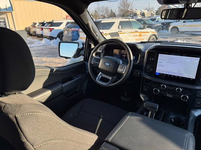 2025 Oxford White Ford F-150 XLT 4X4 Truck
