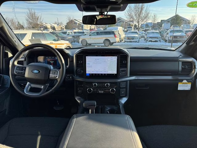 2025 Oxford White Ford F-150 XLT 4X4 Truck