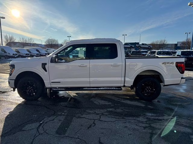 2025 Oxford White Ford F-150 XLT 4X4 Truck