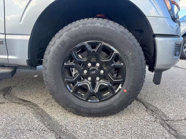 2025 Iconic Silver Metallic Ford F-150 XLT 4X4 Truck