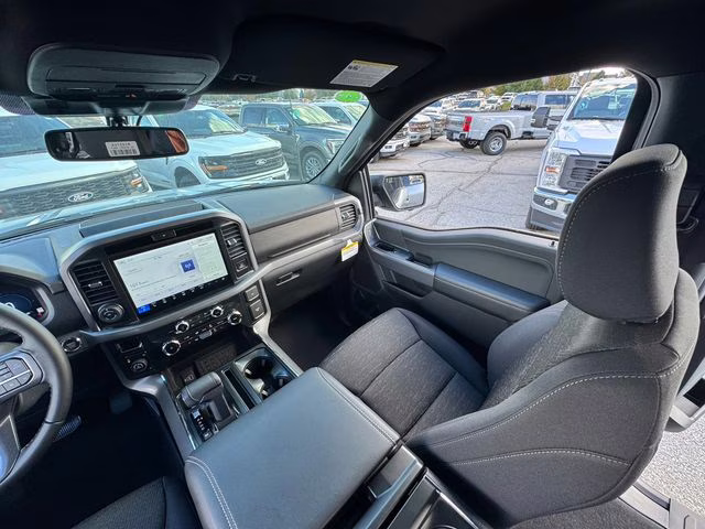 2025 Iconic Silver Metallic Ford F-150 XLT 4X4 Truck