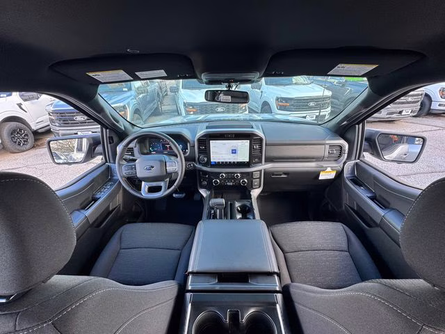 2025 Iconic Silver Metallic Ford F-150 XLT 4X4 Truck