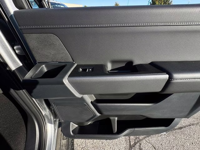 2025 Iconic Silver Metallic Ford F-150 XLT 4X4 Truck