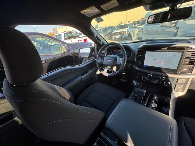 2025 Iconic Silver Metallic Ford F-150 XLT 4X4 Truck