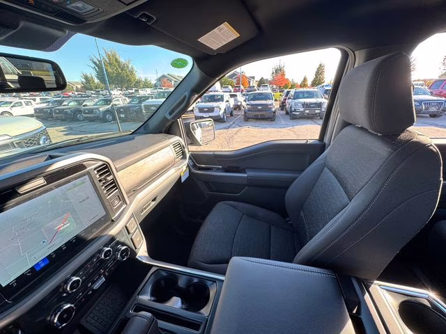 2025 Iconic Silver Metallic Ford F-150 XLT 4X4 Truck