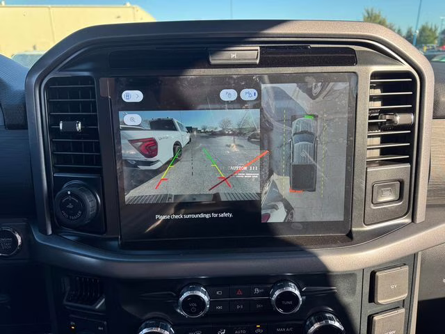 2025 Iconic Silver Metallic Ford F-150 XLT 4X4 Truck