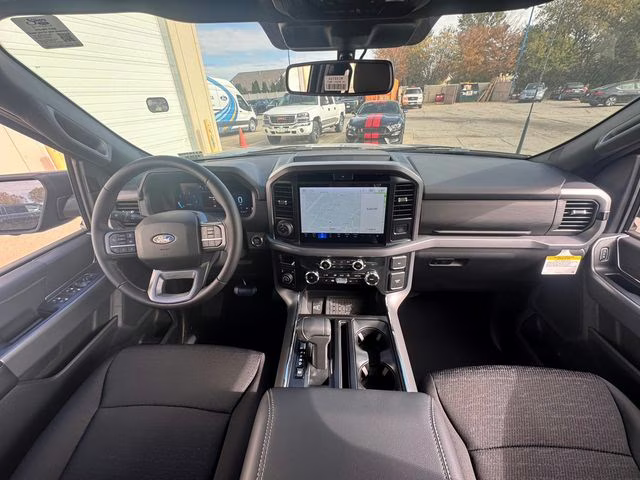 2025 Agate Black Metallic Ford F-150 XLT 4X4 Truck