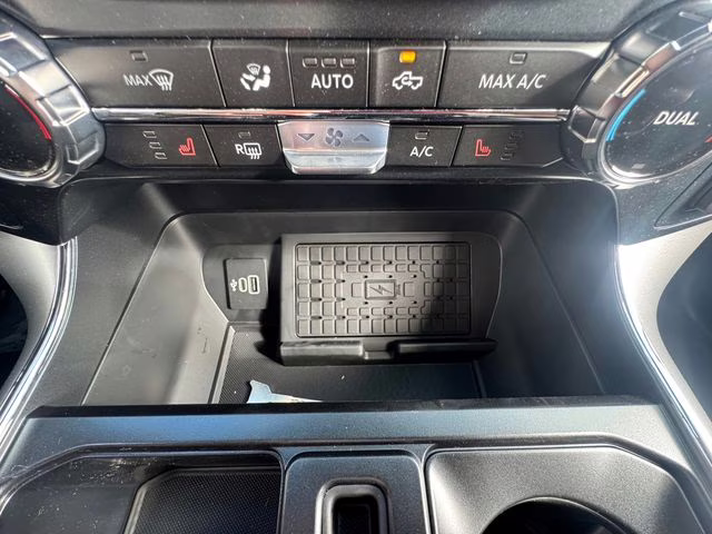 2025 Agate Black Metallic Ford F-150 XLT 4X4 Truck