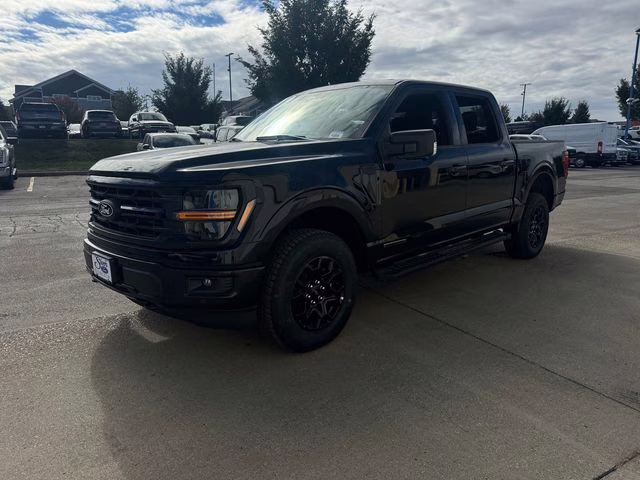 2025 Agate Black Metallic Ford F-150 XLT 4X4 Truck