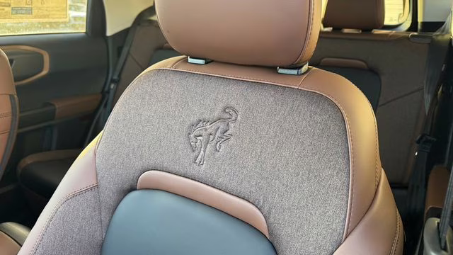 2025 Carbonized Gray Metallic Ford Bronco Sport Outer Banks 4X4 SUV