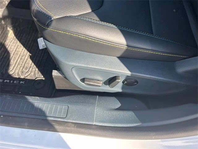 2025 Oxford White Ford Maverick Lobo High AWD Truck