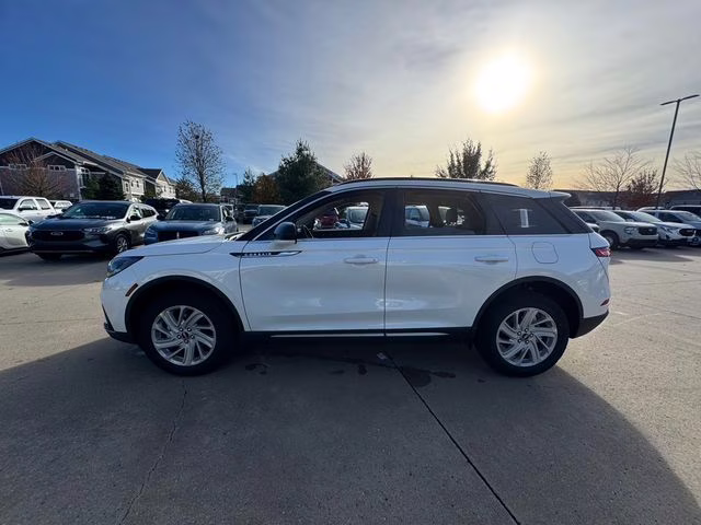 2026 Pristine White Metallic Tri-Coat Lincoln Corsair Premiere AWD SUV