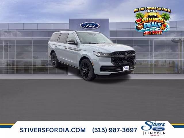 2025 Lincoln Navigator Reserve 4WD's photo