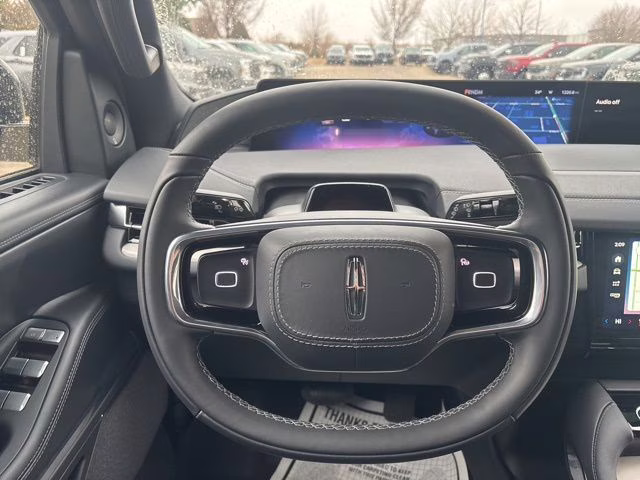 2025 Gray Mist Metallic Tri-Coat Lincoln Navigator Reserve 4X4 SUV