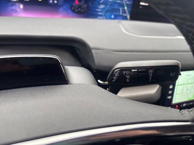 2025 Gray Mist Metallic Tri-Coat Lincoln Navigator Reserve 4X4 SUV