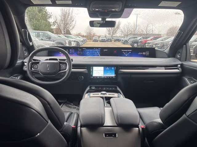 2025 Gray Mist Metallic Tri-Coat Lincoln Navigator Reserve 4X4 SUV