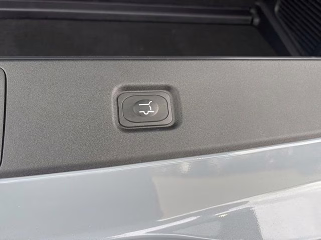 2025 Gray Mist Metallic Tri-Coat Lincoln Navigator Reserve 4X4 SUV