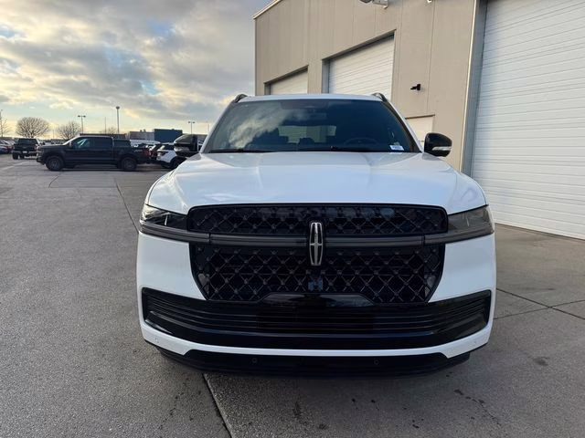 2025 Lincoln Navigator Reserve L