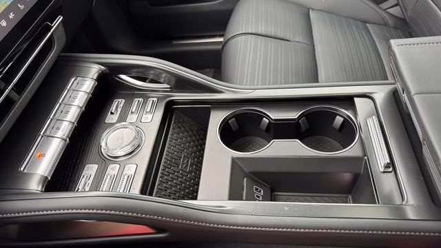 2026 Infinite Black Metallic Clearcoat Lincoln Nautilus Reserve AWD SUV