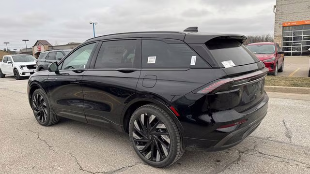 2026 Infinite Black Metallic Clearcoat Lincoln Nautilus Reserve AWD SUV