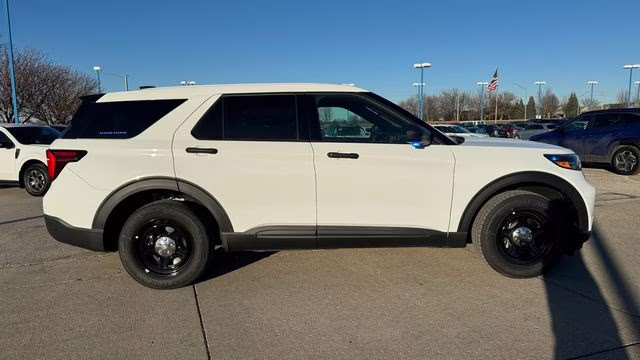2025 Oxford White Ford Utility Police Interceptor Base AWD SUV