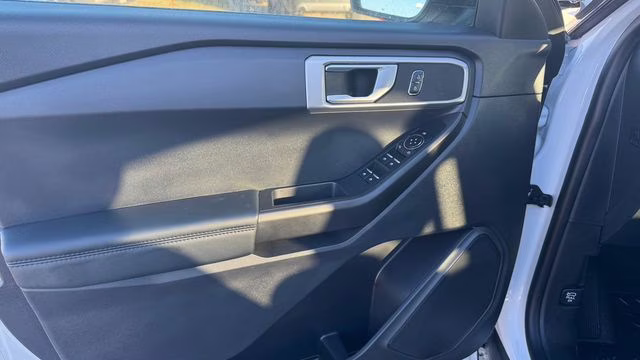 2025 Oxford White Ford Utility Police Interceptor Base AWD SUV