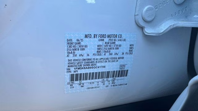 2025 Oxford White Ford Utility Police Interceptor Base AWD SUV