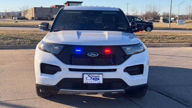 2025 Oxford White Ford Utility Police Interceptor Base AWD SUV
