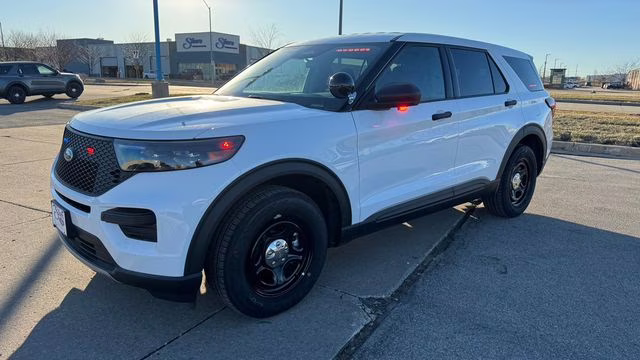 2025 Oxford White Ford Utility Police Interceptor Base AWD SUV