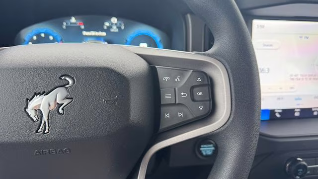 2025 Azure Gray Metallic Tri-Coat Ford Bronco Base 4X4 SUV