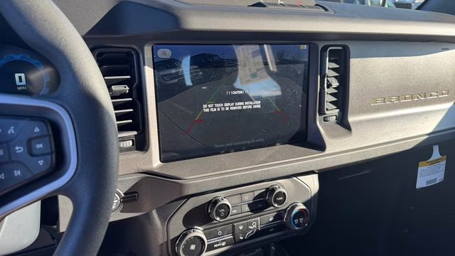 2025 Oxford White Ford Bronco Base 4X4 SUV