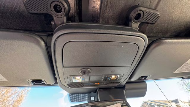 2025 Oxford White Ford Bronco Base 4X4 SUV