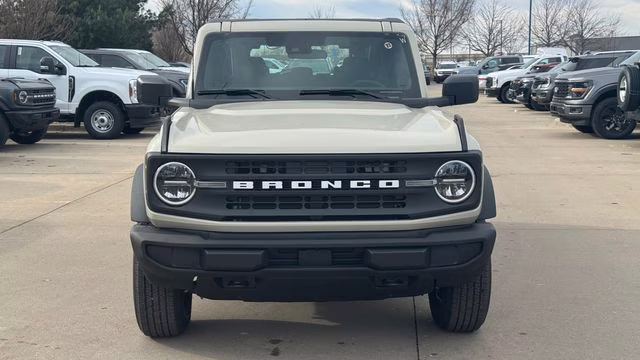2025 Desert Sand Ford Bronco Base 4X4 SUV